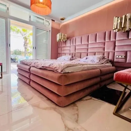 Tropical Relaxation. Luxury